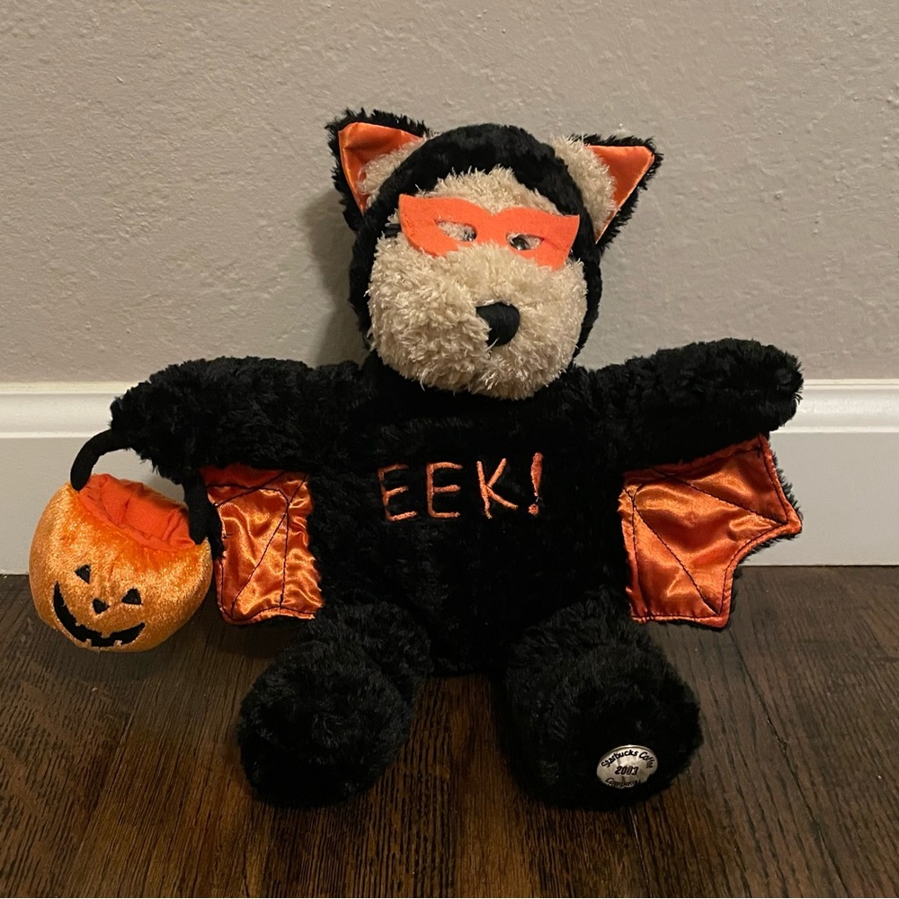 Starbucks 2003 Halloween Bearista Bear in a bat costume EEK
